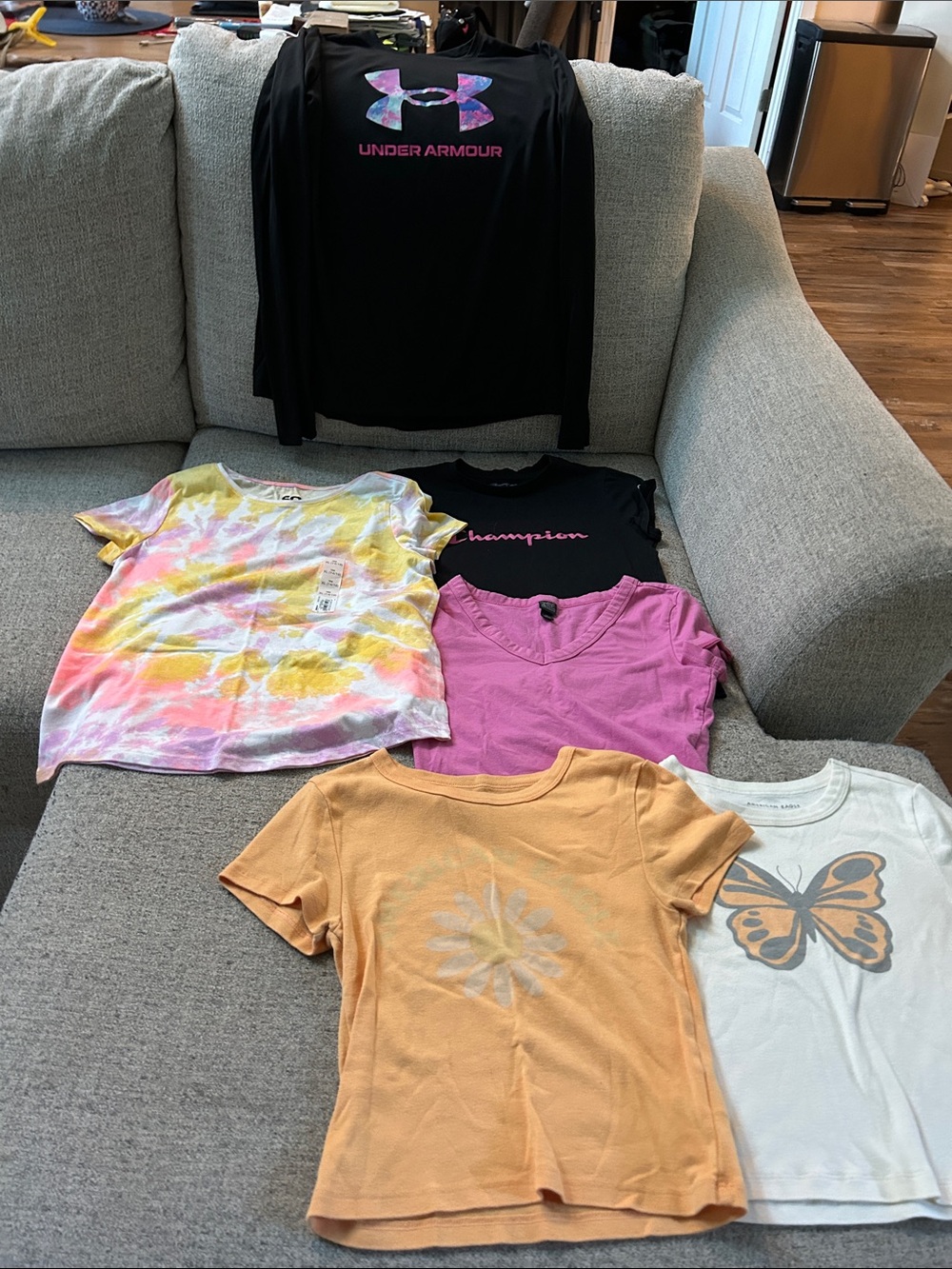 Bundle of 6 shirts